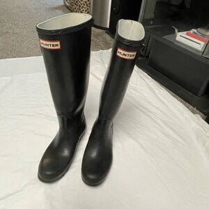 Hunter rain boots